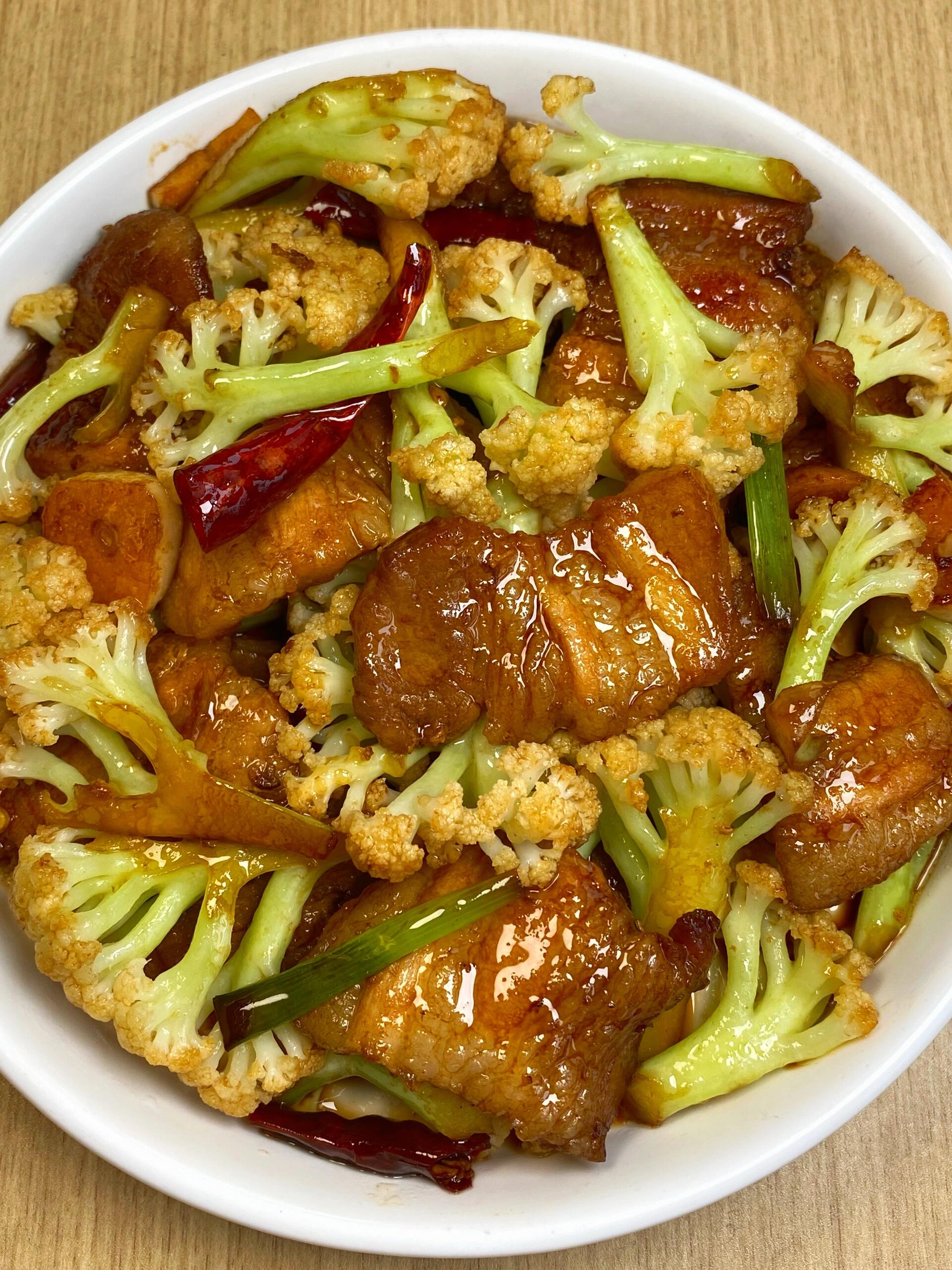 Stir-Fried Pork with Cauliflower